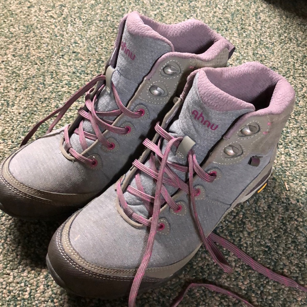 Teva ahnu sugarpine hiking boots